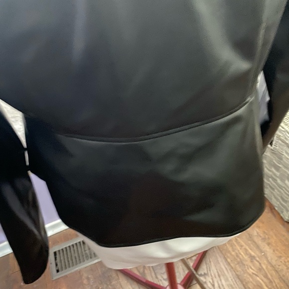 Zara Faux Leather Fitted Jacket - Picture 13 of 15